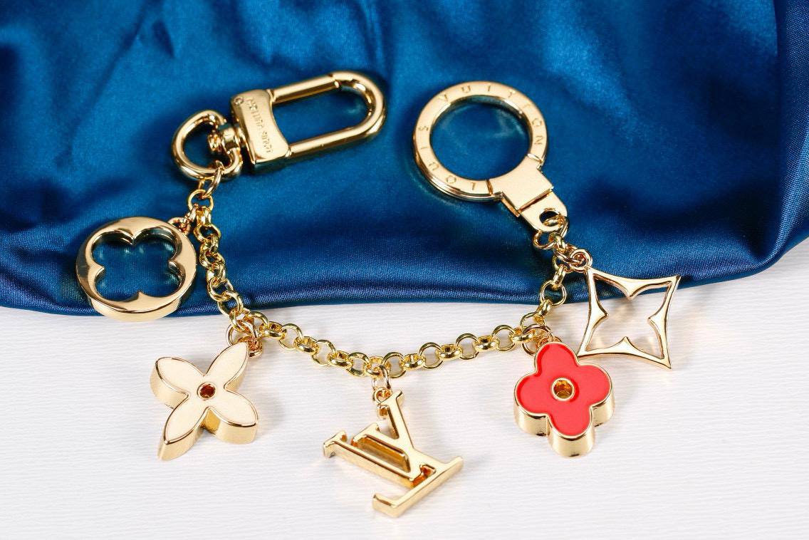 Bag chain

75 dhs 

Zain89
♥️♥️♥️