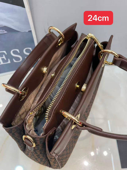 Aigner 
24cm 
110 dhs🇦🇪🇦🇪

Zain168
♥️♥️♥️