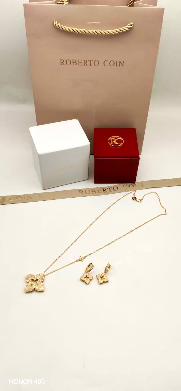 Roberto coin

necklace and earing

140 dhs🇦🇪🇦🇪

Zain122
♥️♥️♥️