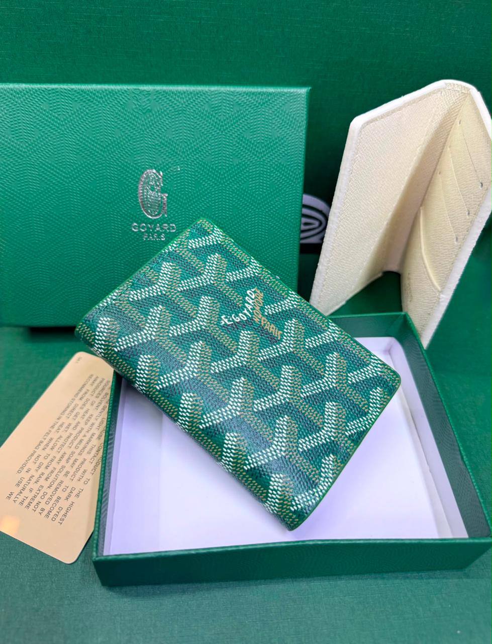 LV Wallets & card holder
30 dhs🇦🇪🇦🇪

Zain93
♥️♥️♥️