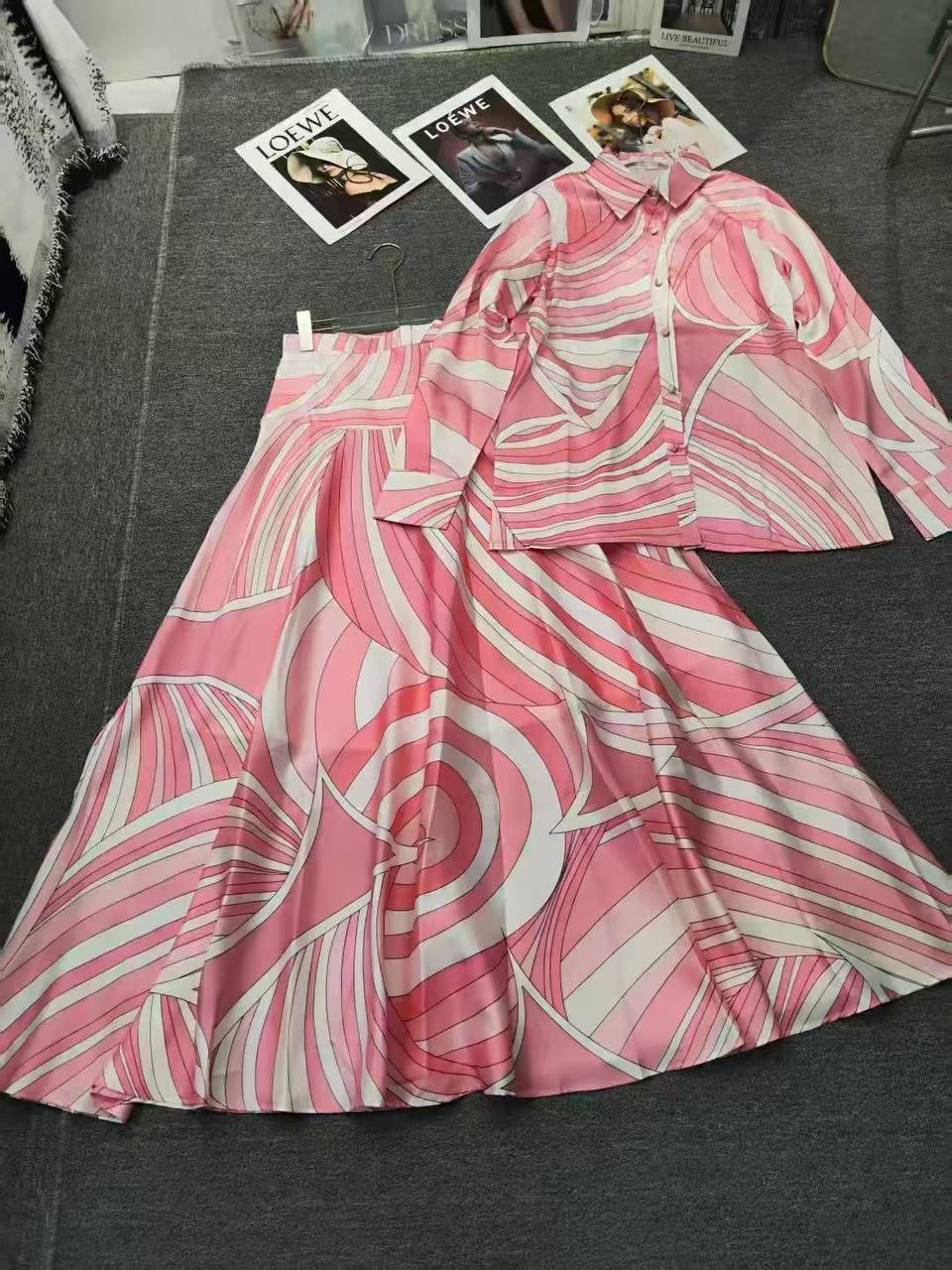 PUCCI
*Super Master quality*
*Sizes:S M L XL*

520 dhs💓

Zain308
♥️♥️♥️