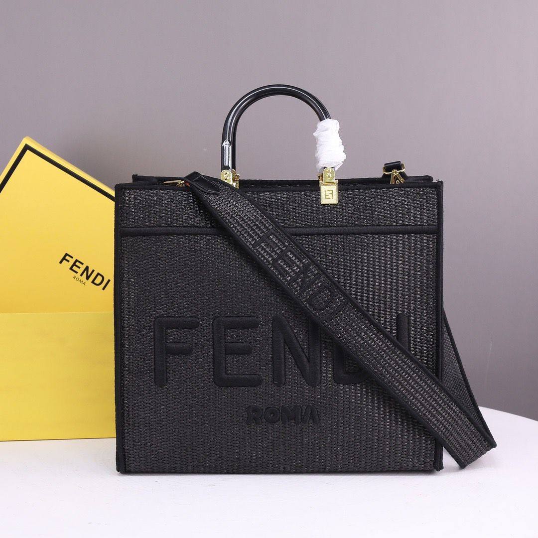 Prada - Loewe - YSL - Bottega
Miu Miu - Fendi - Valentino
Master 
For Price 👇 WTSP Text Zain 0568585901

Zain142
♥️♥️♥️