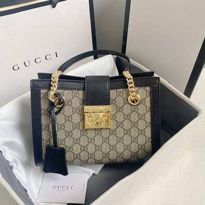 GUCCI NEW CAME GOOD QUALITY SMALL SIZE 
105 dhs🇦🇪🇦🇪

Zain295
♥️♥️♥️
