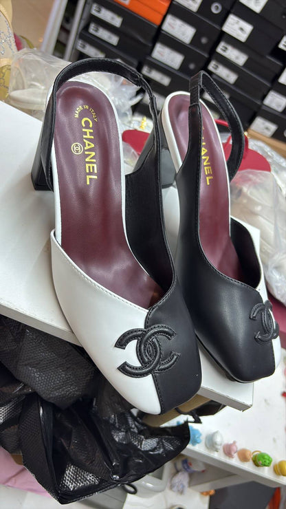 Chanel

36-41，
150 dhs🇦🇪🇦🇪

Zain145
♥️♥️♥️