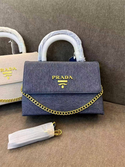 Goyard - Prada - Chanel
105 dhs🇦🇪🇦🇪 
high quality 27cm

Zain26
♥️♥️♥️
