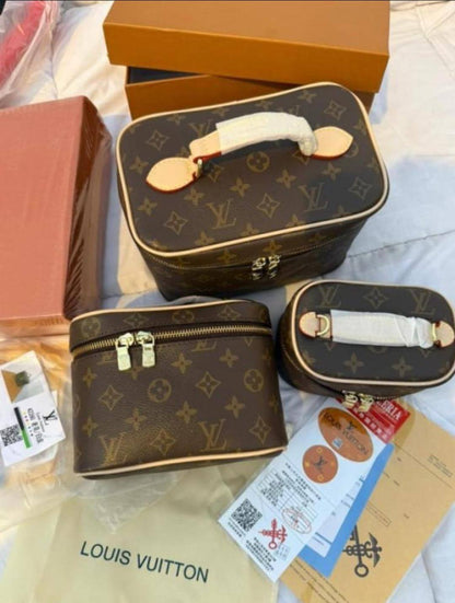 Set 3 pc lv 

185 dhs 

Zain07
♥️♥️♥️