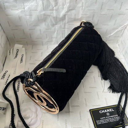 Chanel
Master❣️❣️
25cm🫶🏼🫶🏼 
310 dhs🇦🇪🇦🇪

Zain297
♥️♥️♥️