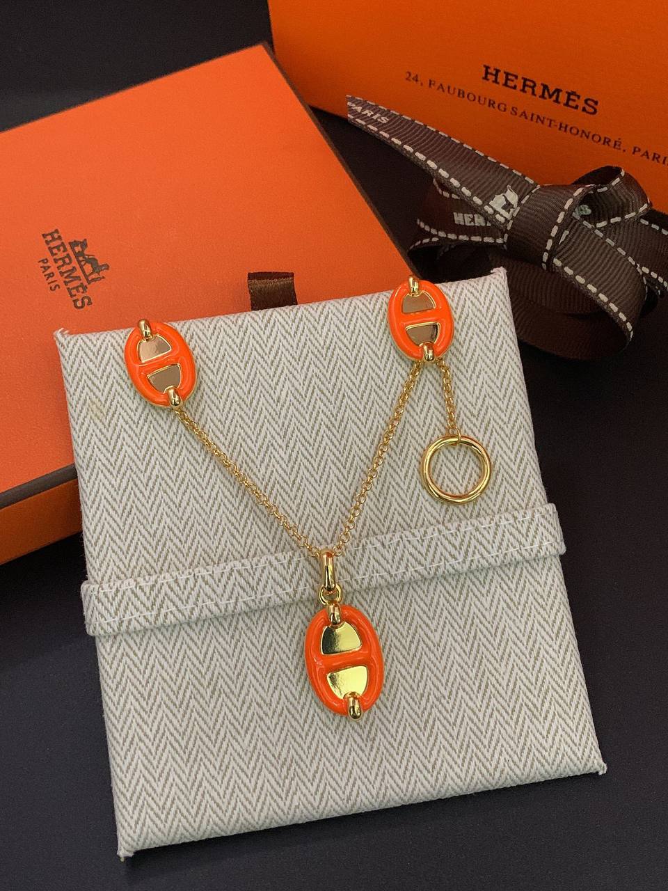 Hermes Set 
Master
NECKLACE EARRINGS
65 DHS🇦🇪

Zain89
♥️♥️♥️