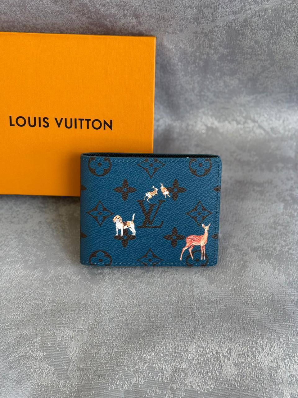 LV
*Men Wallet*
*Master Quality*
230 dhs✅

Zain179
♥️♥️♥️