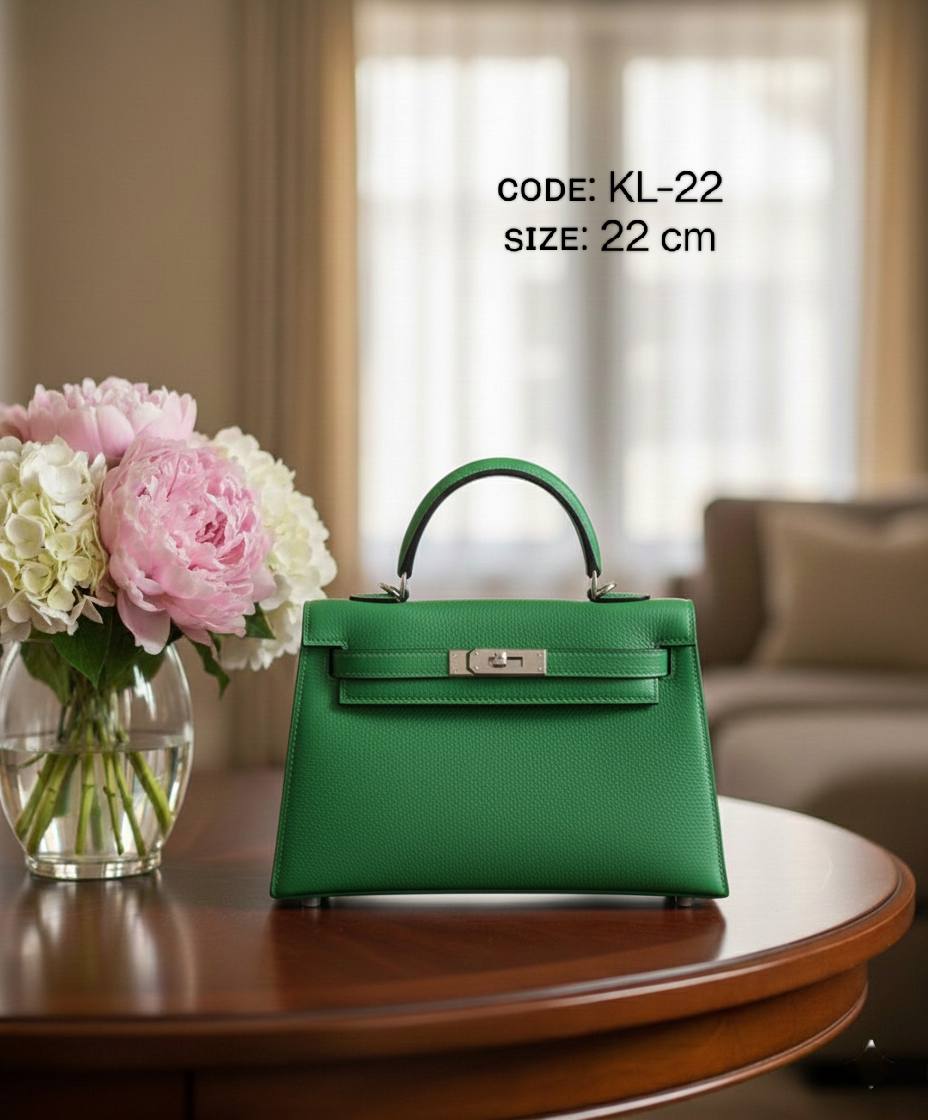 HERMES ᴋᴇʟʟʏ
ʜᴀʀᴅ ᴛᴏɢᴏ ʟᴇᴀᴛʜᴇʀ 
sɪʟᴠᴇʀ ʜᴀʀᴅᴡᴀʀᴇ
ᴡɪᴛʜ ʟᴏɴɢ ʙᴇʟᴛ sᴛʀᴀᴘ
sɪᴢᴇ : 22 cm
ᴡɪᴛʜ BOX
🎁🎁🎁

95 dhs✅

Zain31
♥️♥️♥️