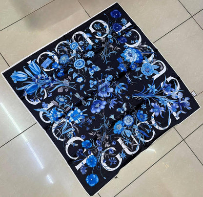 Silk square scarf 
40 dhs🇦🇪🇦🇪
Size 90*90

Zain93
♥️♥️♥️
