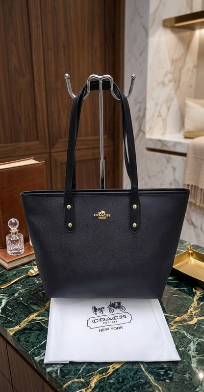 Coach 
with box 
100 dhs🇦🇪🇦🇪

Zain215
♥️♥️♥️