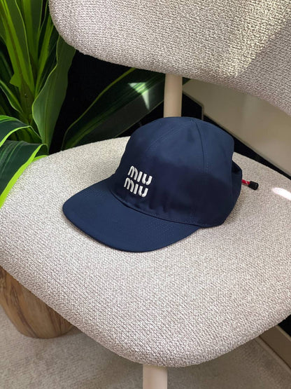 Miu Miu
💙*VVIP QUALITY*💙
190 dhs✅

Zain281
♥️♥️♥️