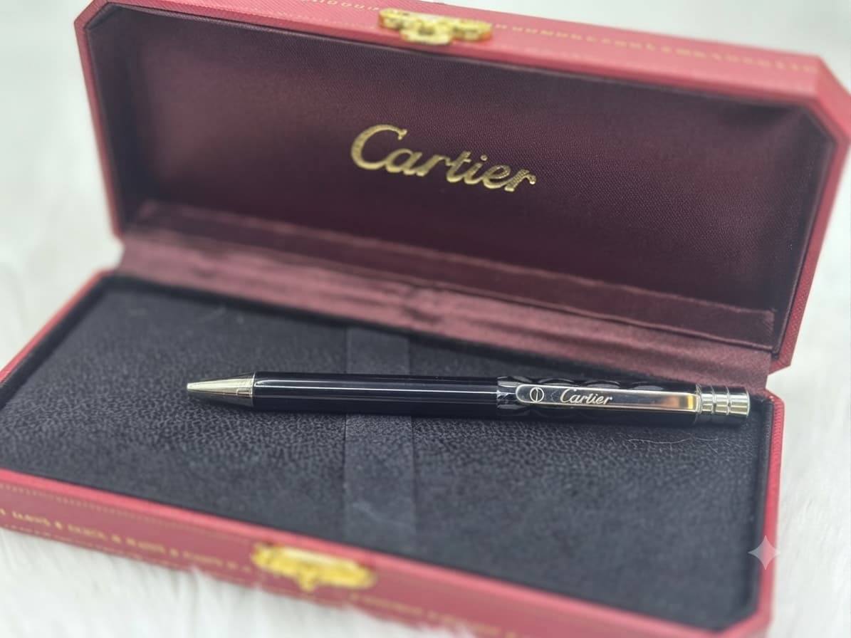CARTIER PEN 🖊
65 dhs✅
WITH MASTER BOX*

40 dhs✅
WITH NORMAL BOX*

Zain29
♥️♥️♥️