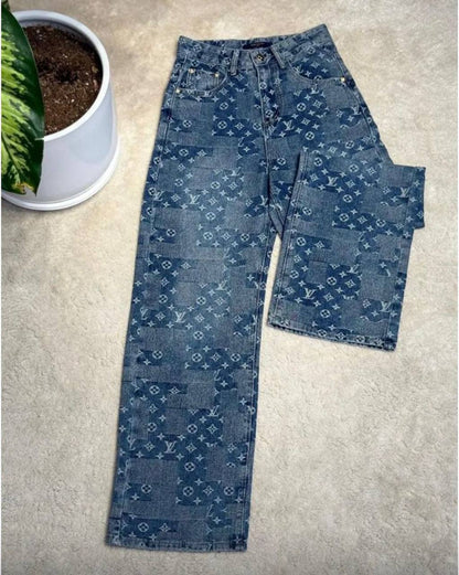 Brand Jeans
MASTER
S to xl
260 dhs💚❤️
With Paper Bag

Zain262
💚💚❤️❤️