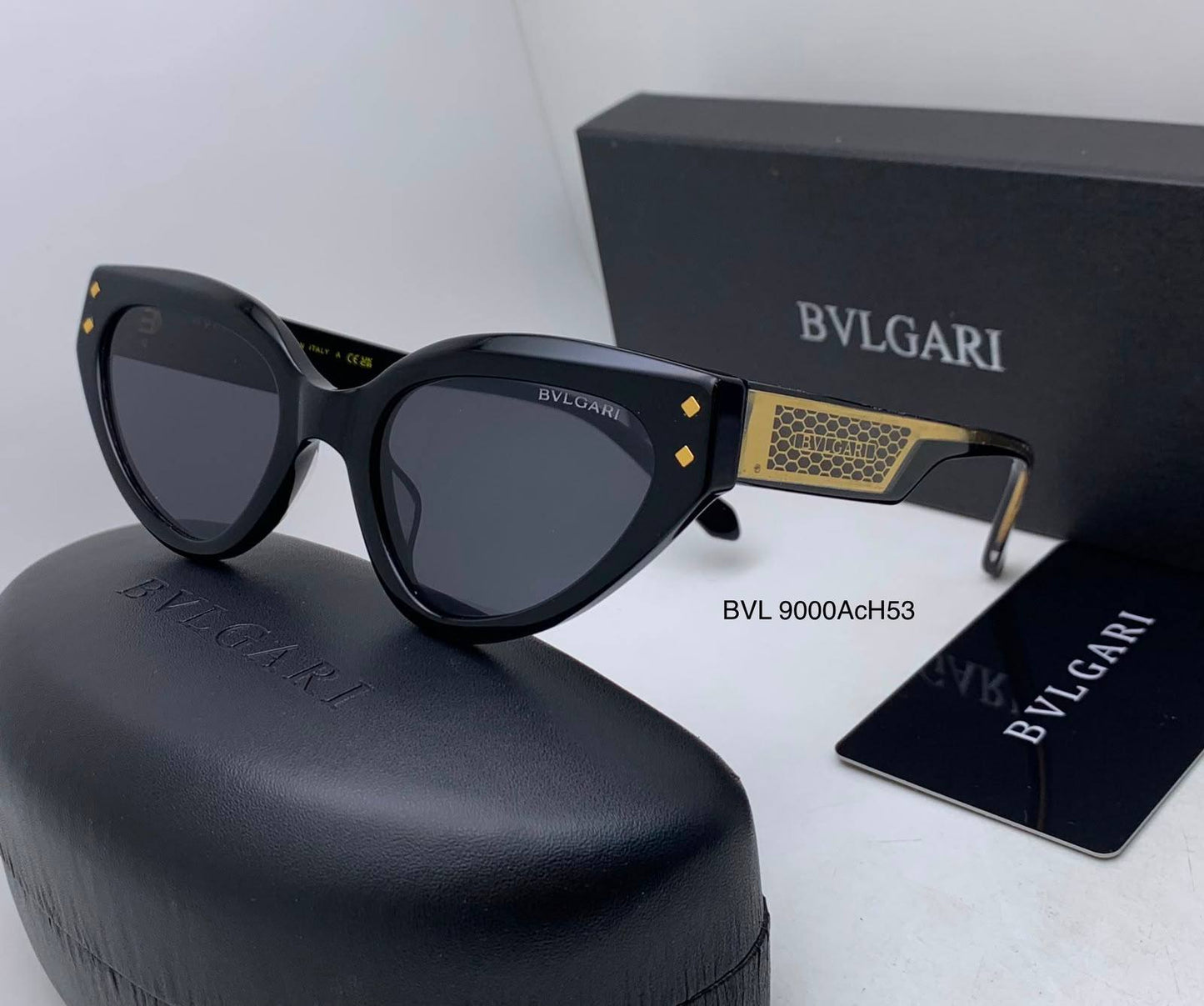 Bvlgari

master quality 
190 dhs🇦🇪🇦🇪

Zain126
♥️♥️♥️