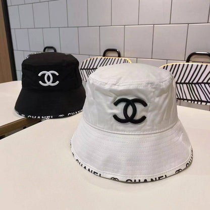 HAT
50 dhs💓

Zain231
♥️♥️♥️