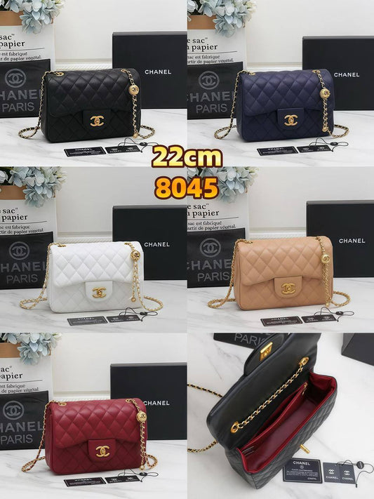 Chanel

90 dhs✅

with box 
🎁🎁🎁

Zain13
♥️♥️♥️
