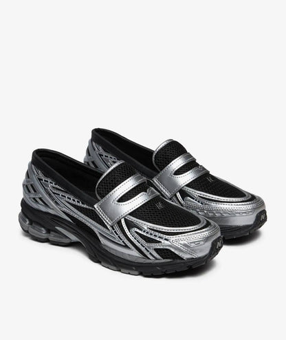 New Balance 1906L loafers "Silver Metallic/Black"
36-45 AVAILABLE 
230 dhs✅

Zain242
♥️♥️♥️