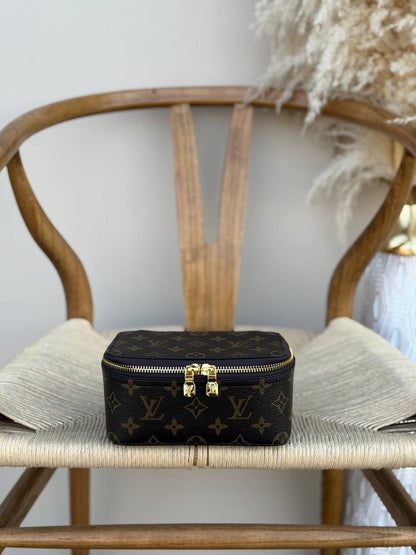 New collection✨✨✨
LV
17cm
300 dhs🇦🇪
23cm
320 dhs🇦🇪
35cm
350 dhs🇦🇪
Top quality 
With box🎁

Zain167
♥️♥️♥️