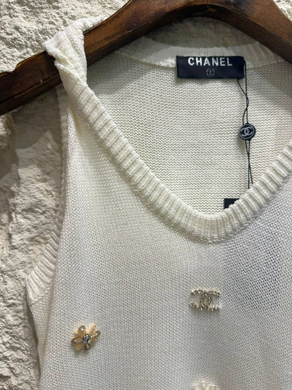CHANEL
Women’s Knit Top
Master Quality 
SML
230 dhs✅

Zain276
♥️♥️♥️