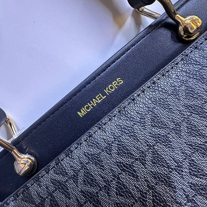 MK 

NEW CAME 
HIGH QUALITY 
115 dhs🇦🇪🇦🇪

Zain39
♥️♥️♥️