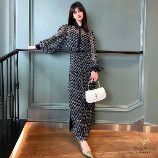 *New collections 💕💕  
190 dhs❣️
*good  quality  
*Sizes:S M L 
*AVAILABL

Zain231
♥️♥️♥️
