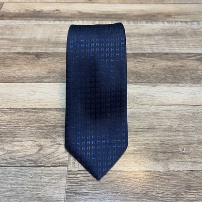TIE
Master🌺🌺
180 dhs✅

Zain202
♥️♥️♥️