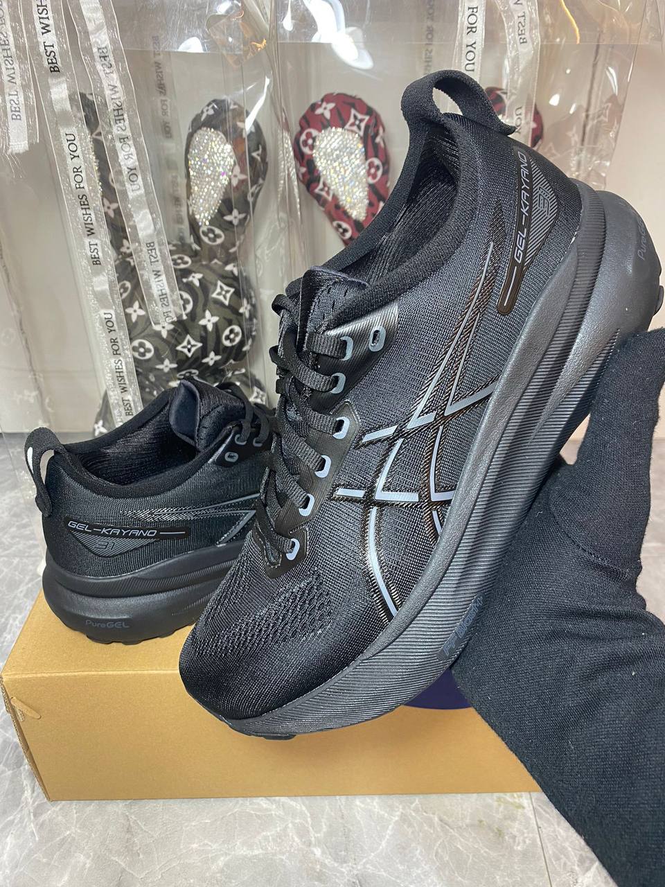 Asics Gel-Kayano 31 ‘Black’🖤
40-45 AVAILABLE 🤩
230 dhs🪙💚

Zain242
♥️♥️♥️