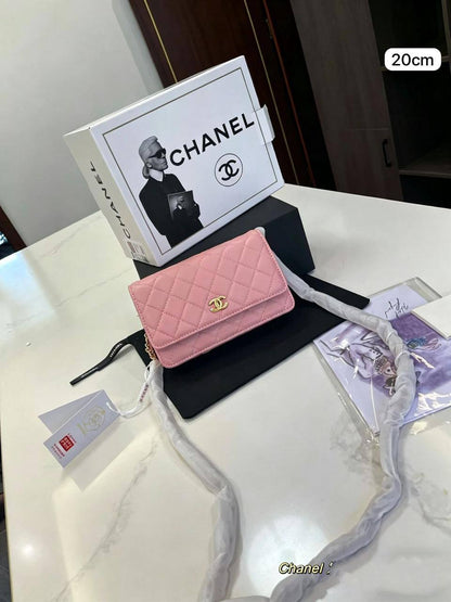 💗  Chanel Woc
1️⃣ First quality +🎁
Size : 20 * 14 cm
90 dhs✅
with box 🎁

Zain115
♥️♥️♥️
