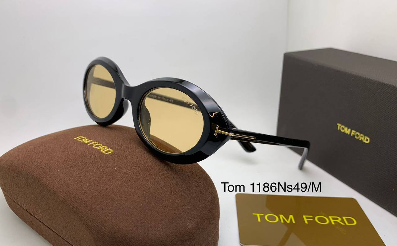 Tom Ford
70 dhs✅

Zain126
♥️♥️♥️