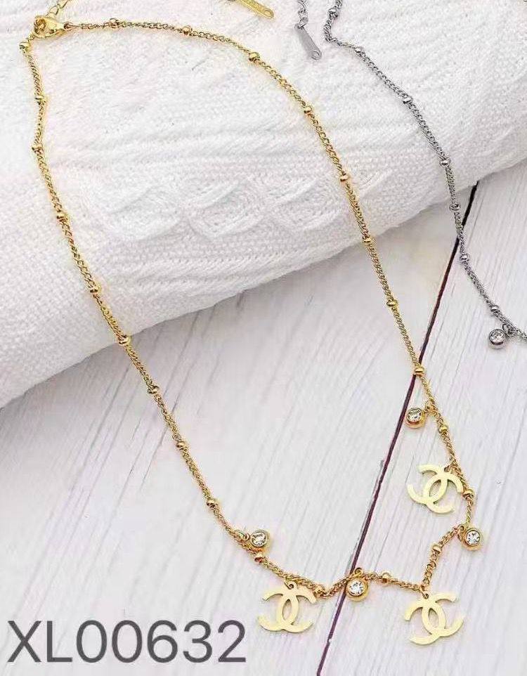 *Stainless steel ❤️‍🔥*
Mix items 🌸
Non tarnish 💯
With black boxes 🗃️ 
20 dhs💓
With normal boxes 📦 
And paper bag🛍️
30 dhs💓

Zain216
♥️♥️♥️