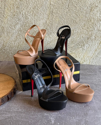 CHRISTIAN LOUBOUTIN
SuperMaster Quality 💯
Price :450
Size: 36 -41💥

Zain171
♥️♥️♥️
