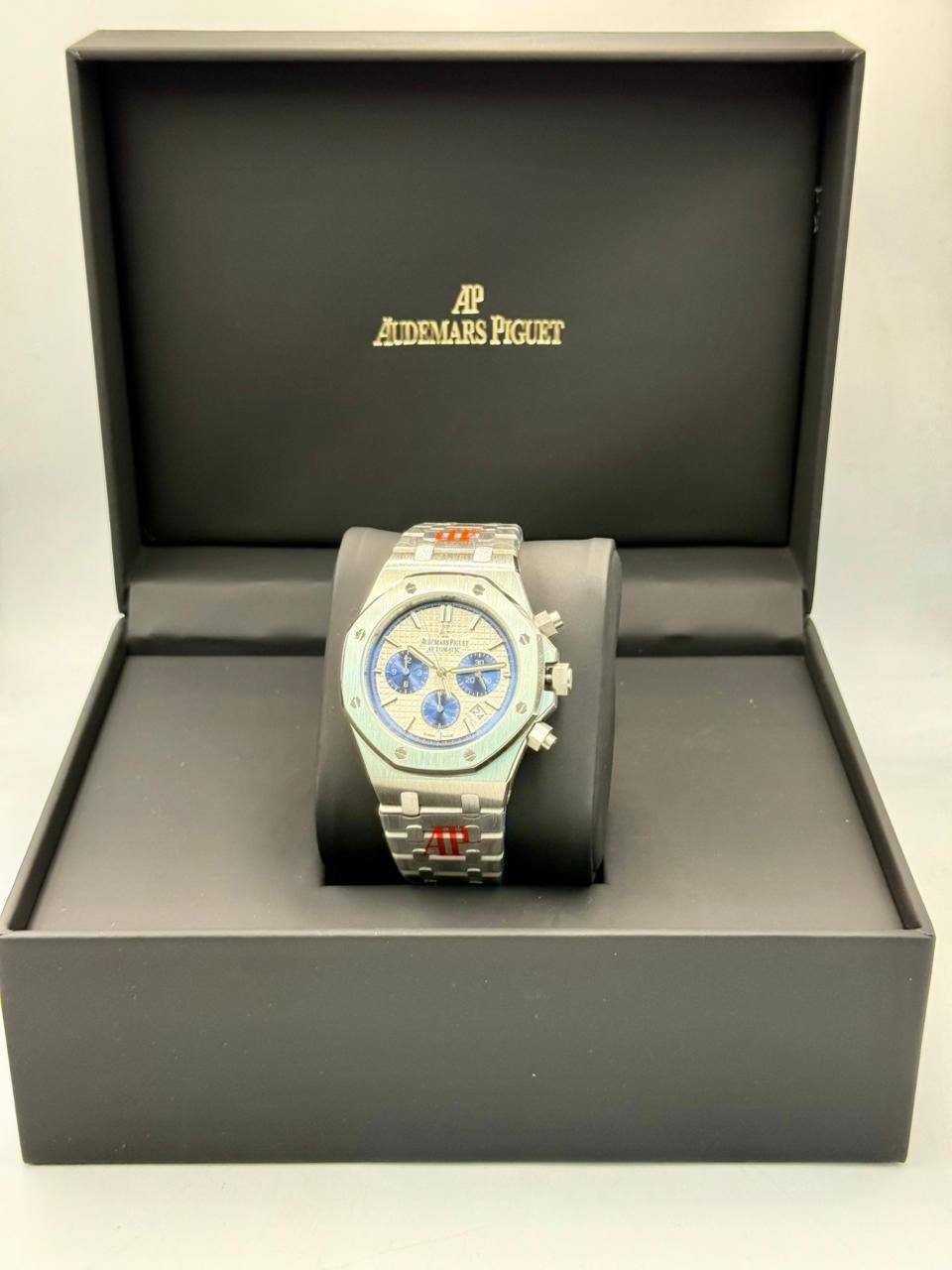 AP Men
*Master quality*🔥
330 dhs❣️

Zain08
♥️♥️♥️