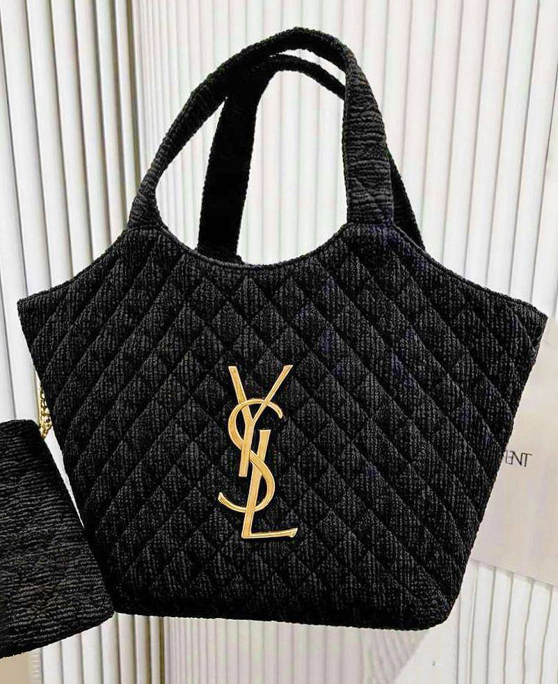 YSL 
COPY ONE NEW CAME 
170 dhs🇦🇪

Zain39
♥️♥️♥️