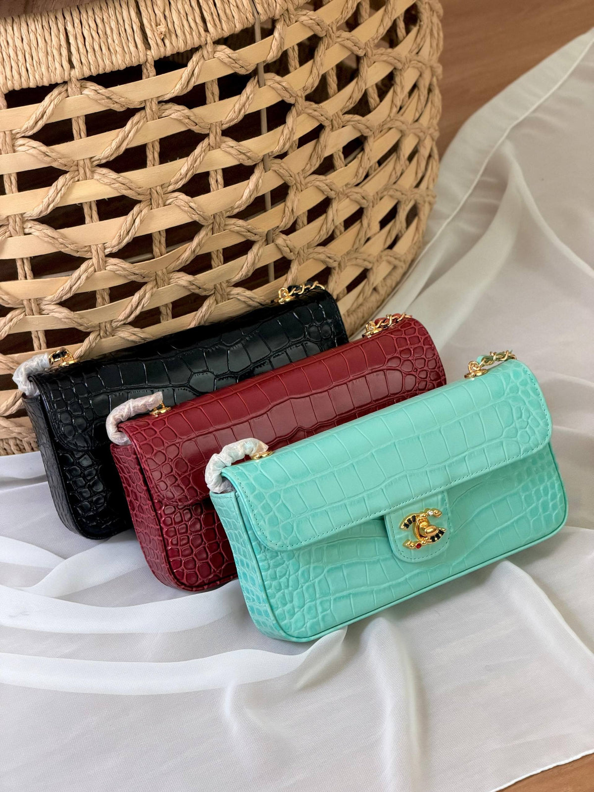 NEW COLLECTION
BRAND- CHANEL 
SUPER MASTER QUALITY 
BOX WITH PAPER BAG


For Price 👇 WhatsApp✅
0568585901 
0507557372
0552275751 Owner Zain 👌

Zain267
♥️♥️♥️