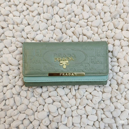 TRI-FOLD 𝗟𝗢𝗡𝗚 WALLET

WITH BOX
🎁🎁🎁

30 dhs🪙🌨️

Zain31
♥️♥️♥️