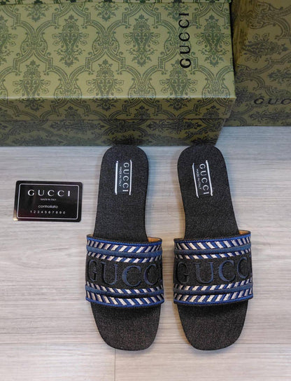 Gucci Slippers , 

New Arrived 

Size 36 To 41
85 dhs🇦🇪🇦🇪

Zain120
♥️♥️♥️