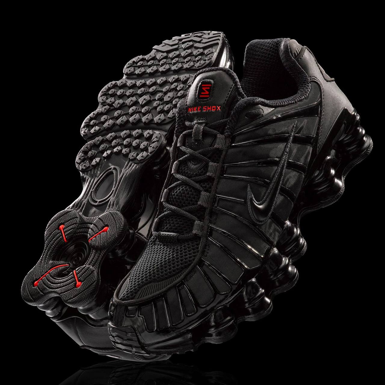 Nike shox TL ‘Black’🖤
36 to 45 AVAILABLE 🤩
220 dhs🪙🖤

Zain241
♥️♥️♥️