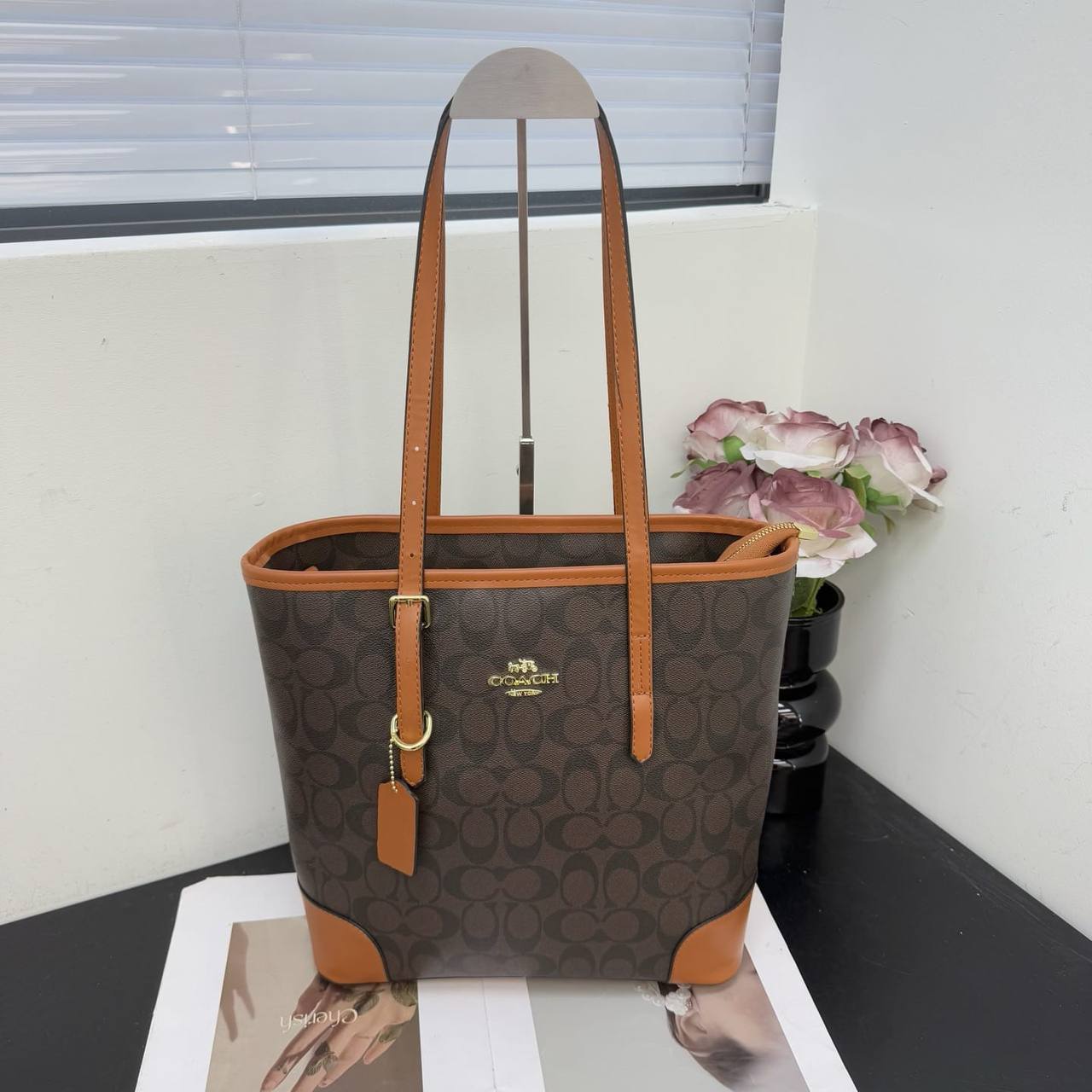Prada
75 dhs✅

Zain232
♥️♥️♥️