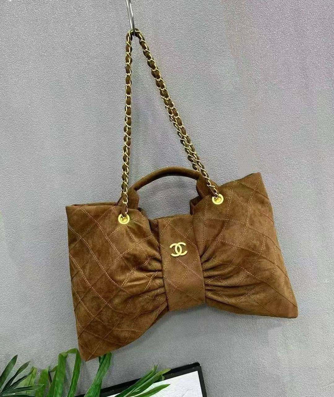 CHANEL 
COPY ONE 
SPECIAL  
OFFERS 
130 dhs✅

Zain39
♥️♥️♥️