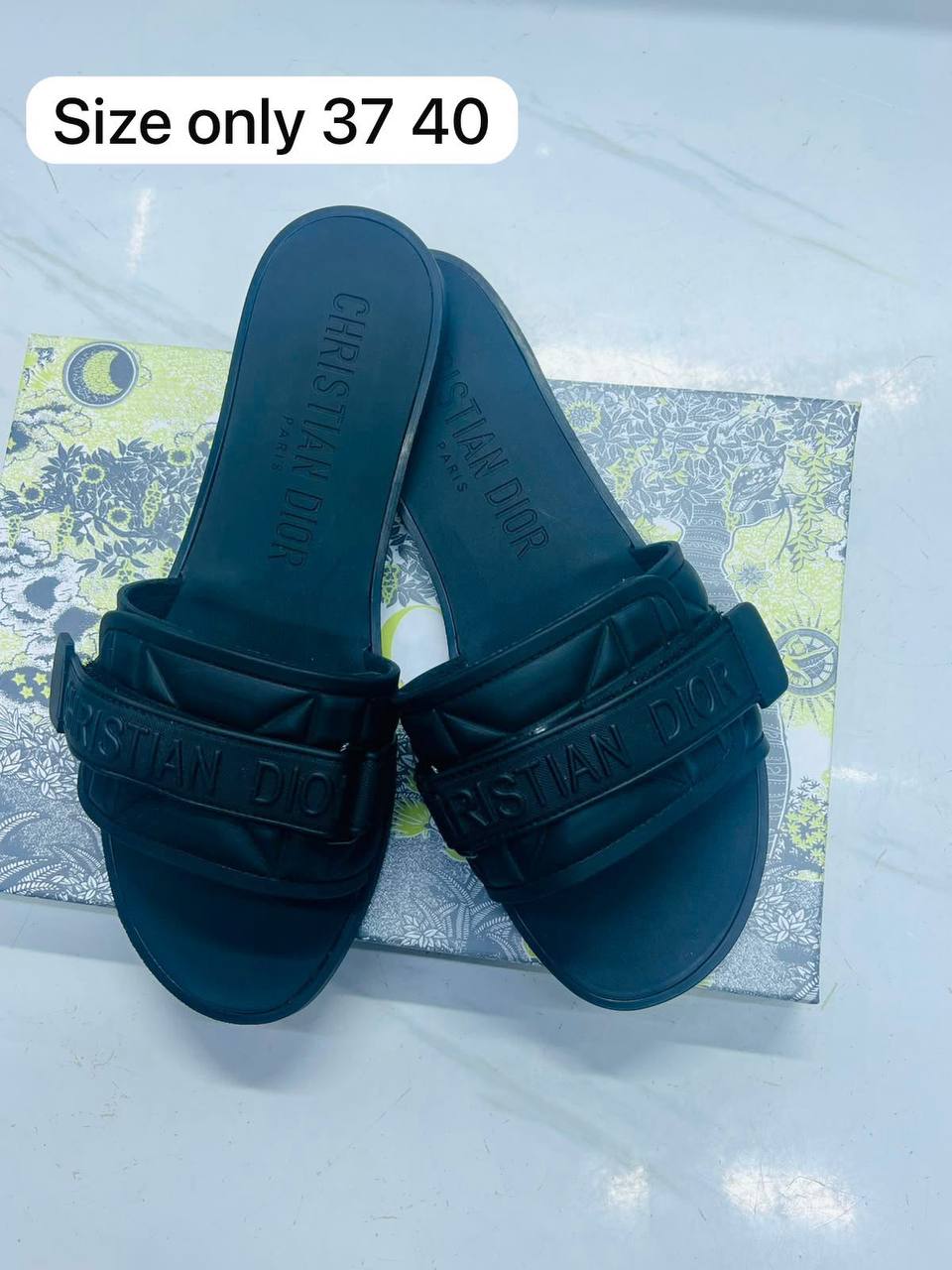 𝐃𝐢𝐨𝐫 𝐒𝐥𝐢𝐩𝐩𝐞𝐫𝐬 

𝐇𝐢𝐠𝐡 𝐪𝐮𝐚𝐥𝐢𝐭𝐲 💯


85 DHS🇦🇪🇦🇪🇦🇪

Zain21
♥️♥️♥️
