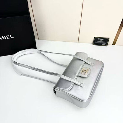 Chanel
Master ❣️
250 dhs✅

Zain153
♥️♥️♥️