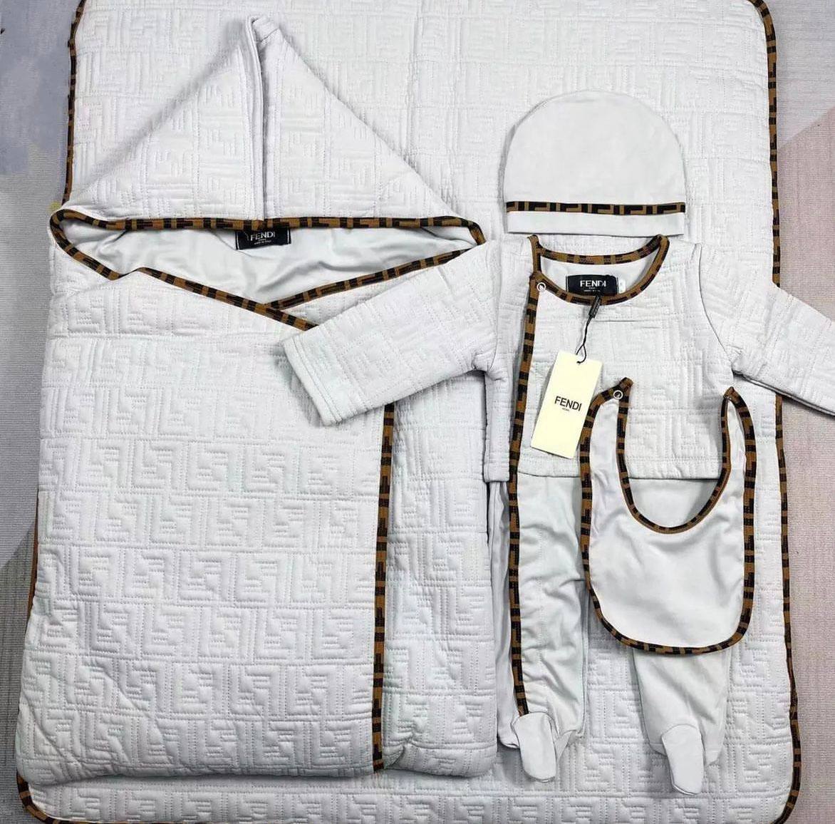 Baby Clothes 
New Stock
For Price 👇 WTSP Text Zain 0568585901

Zain151
♥️♥️♥️