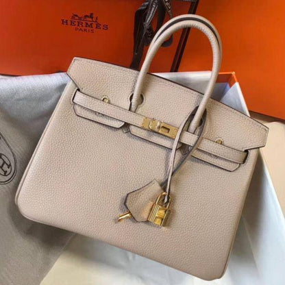 Hermes
115 dhs🪙🌨️

Zain12
♥️♥️♥️