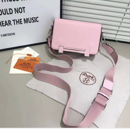 Hermes
withbox 
110 dhs🇦🇪🇦🇪

Zain143
♥️♥️♥️