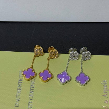 VCA 🦋*
Mini Earring🌸
Master quality 💯
With normal boxes 📦 
55 dhs🪙🌨️
With master box 🗃️ 
80 dhs🪙🌨️

Zain216
♥️♥️♥️