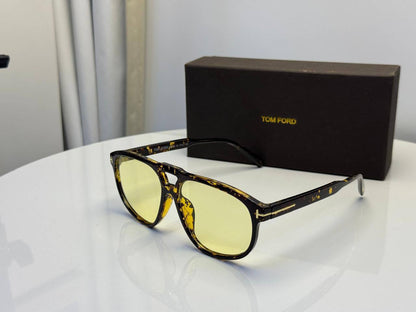Tom Ford
65 dhs✅

Zain182
♥️♥️♥️