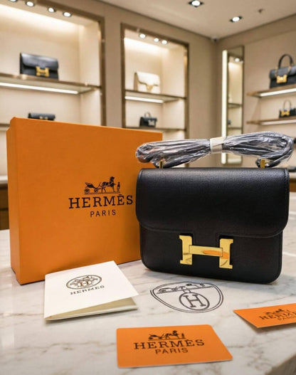 Hermes
105 dhs💓
with box
Size：19cm

Zain07
♥️♥️♥️