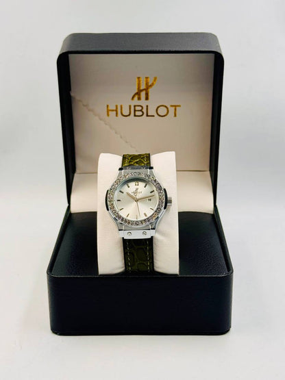 Hublot Ladies
*New arrival*🔥
80 dhs✅

Zain08
♥️♥️♥️